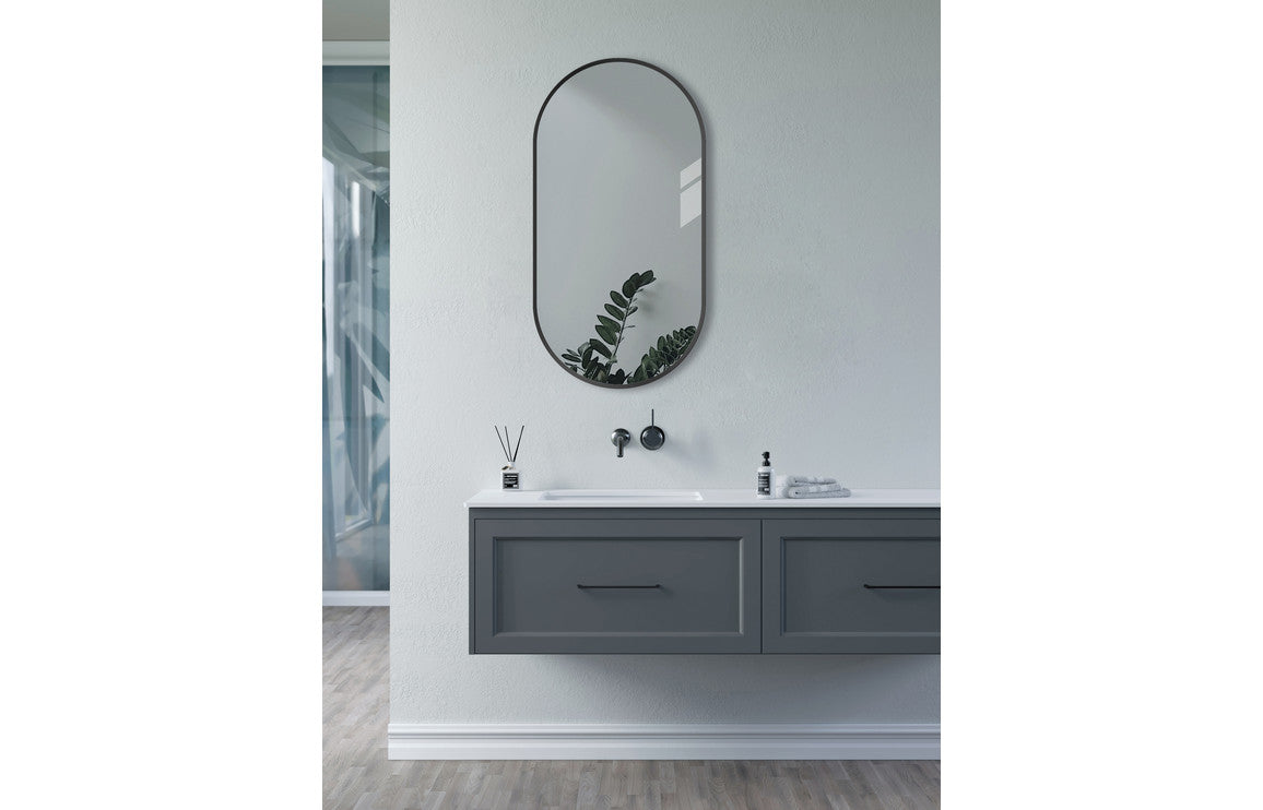 Keeka Oblong Plain Mirror 800 x 600 mm - Bronze, Black, Brass